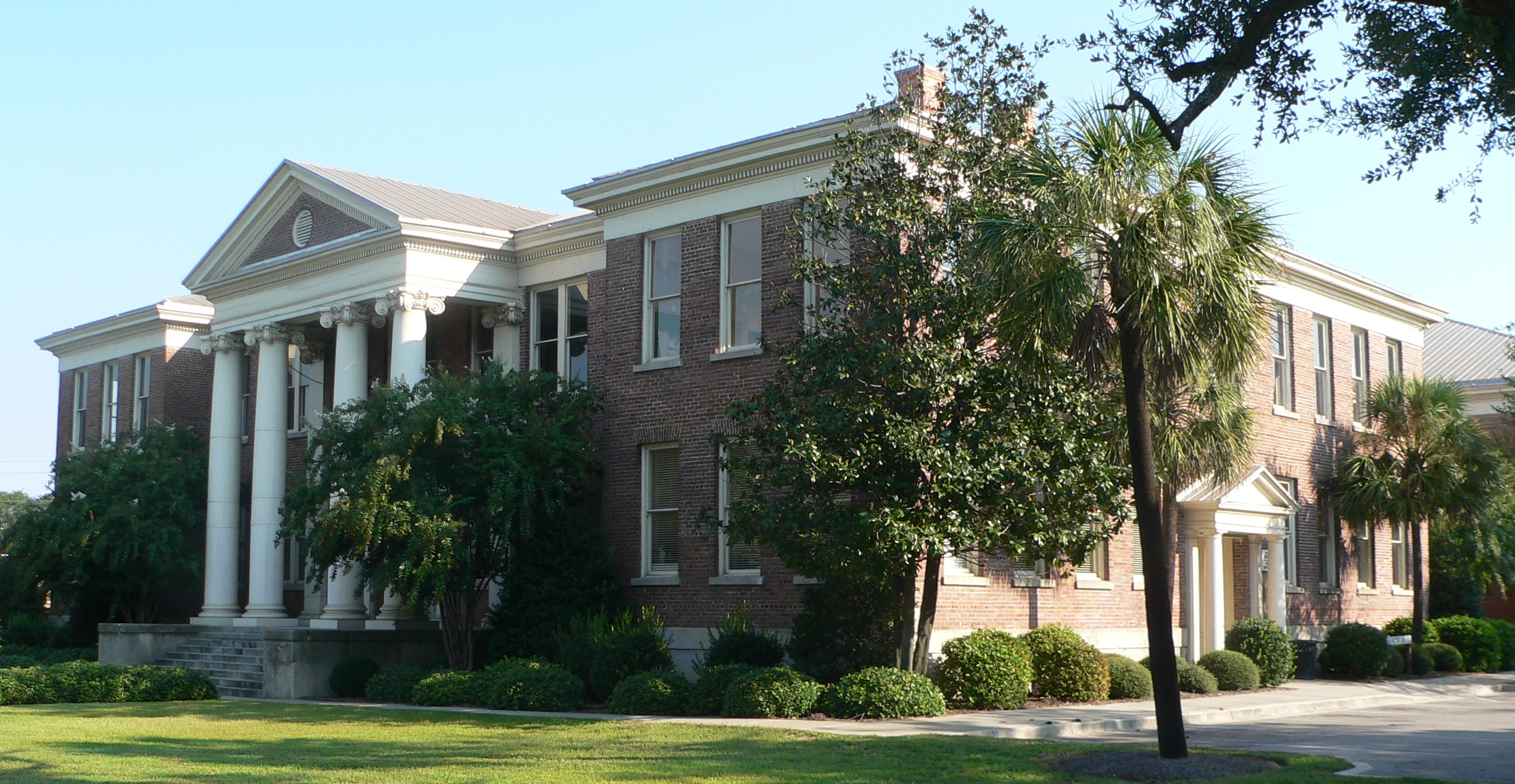 Winyah School