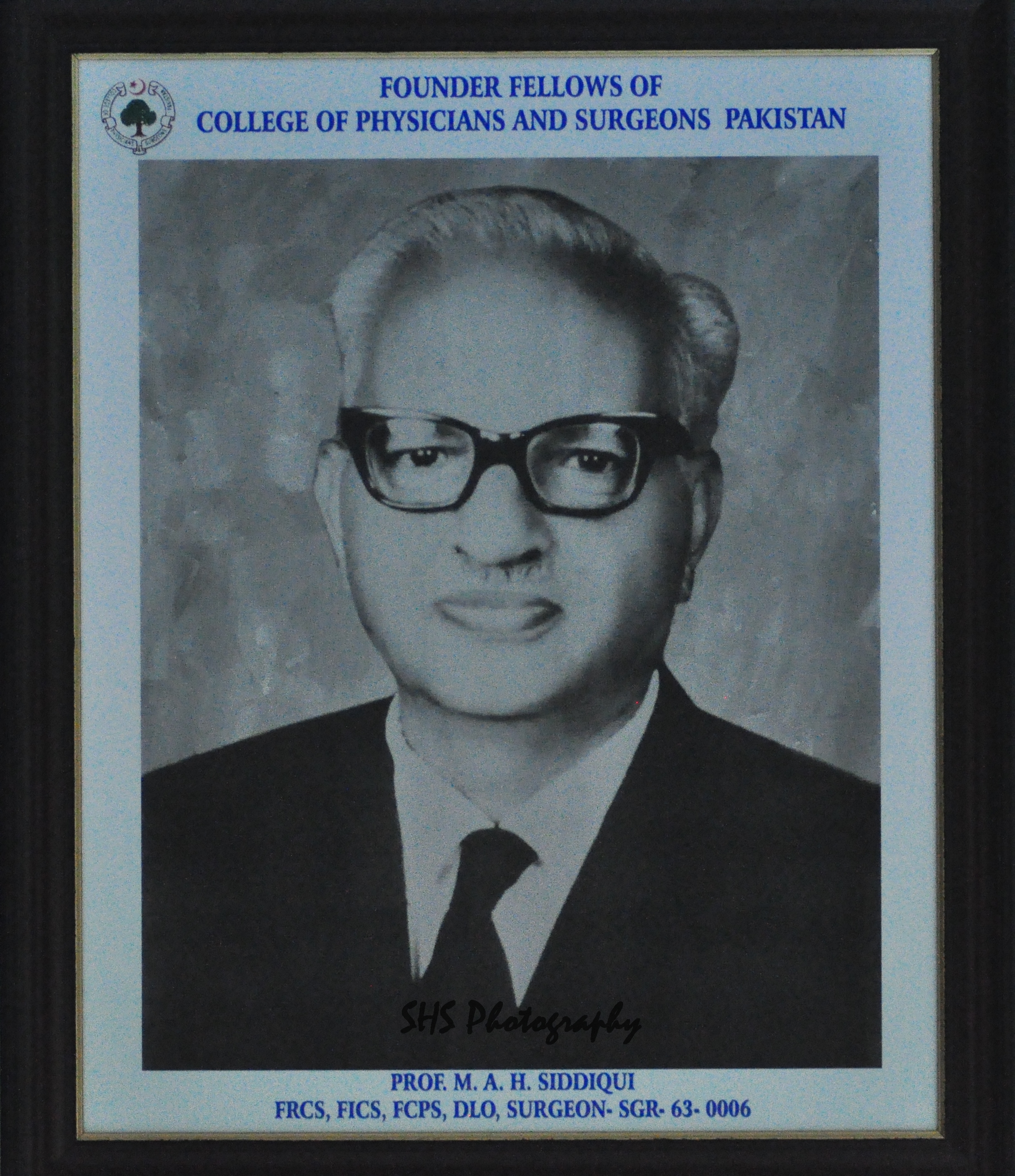 Http://upload.wikimedia.org/wikipedia/commons/e/e8/Prof.Dr_Muhammad_Abdul_Hameed_Siddiqi.jpg