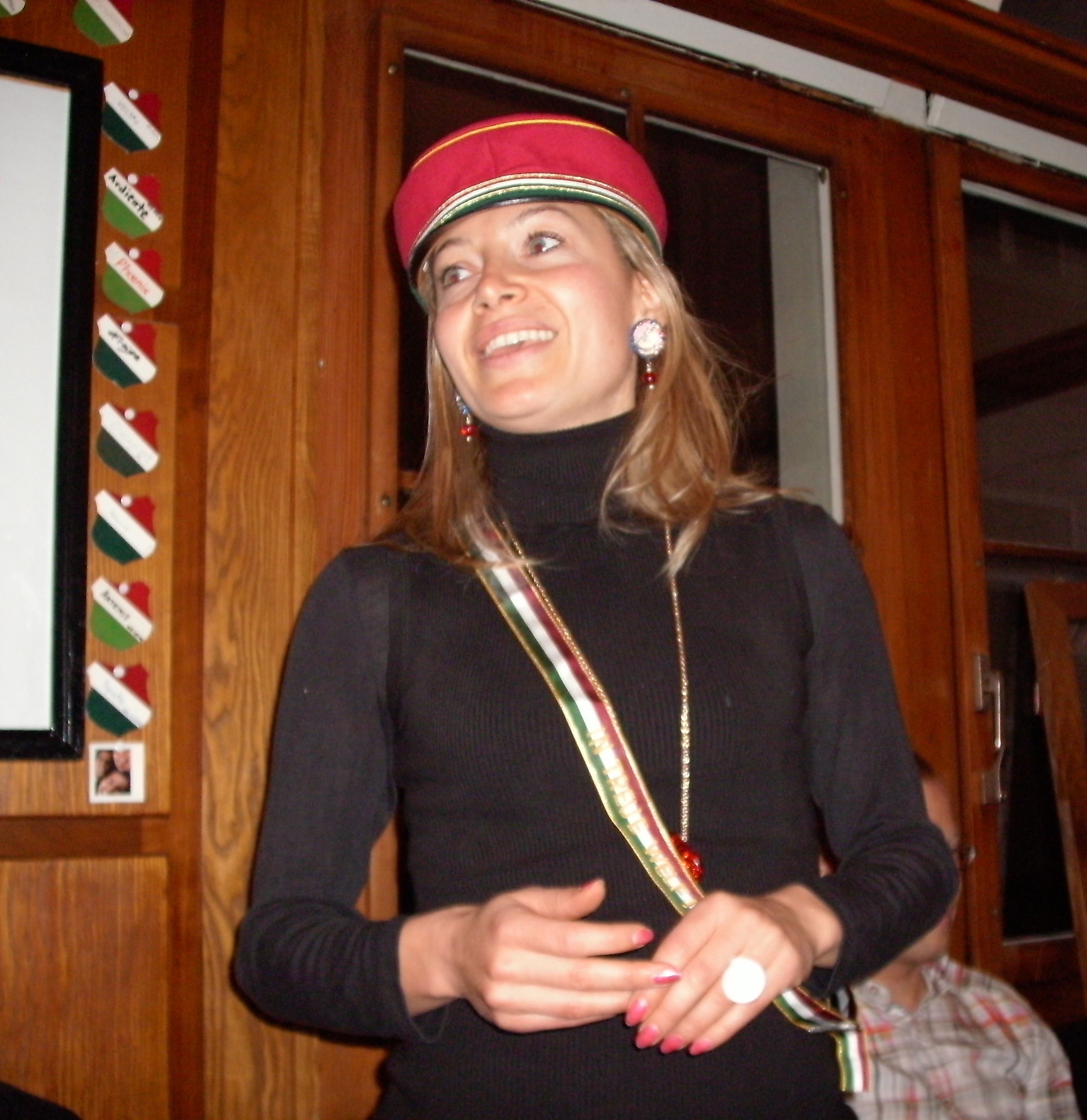  |Caroline holding a lecture at the co-ed fraternity AV Welfen in Zurich in 2009