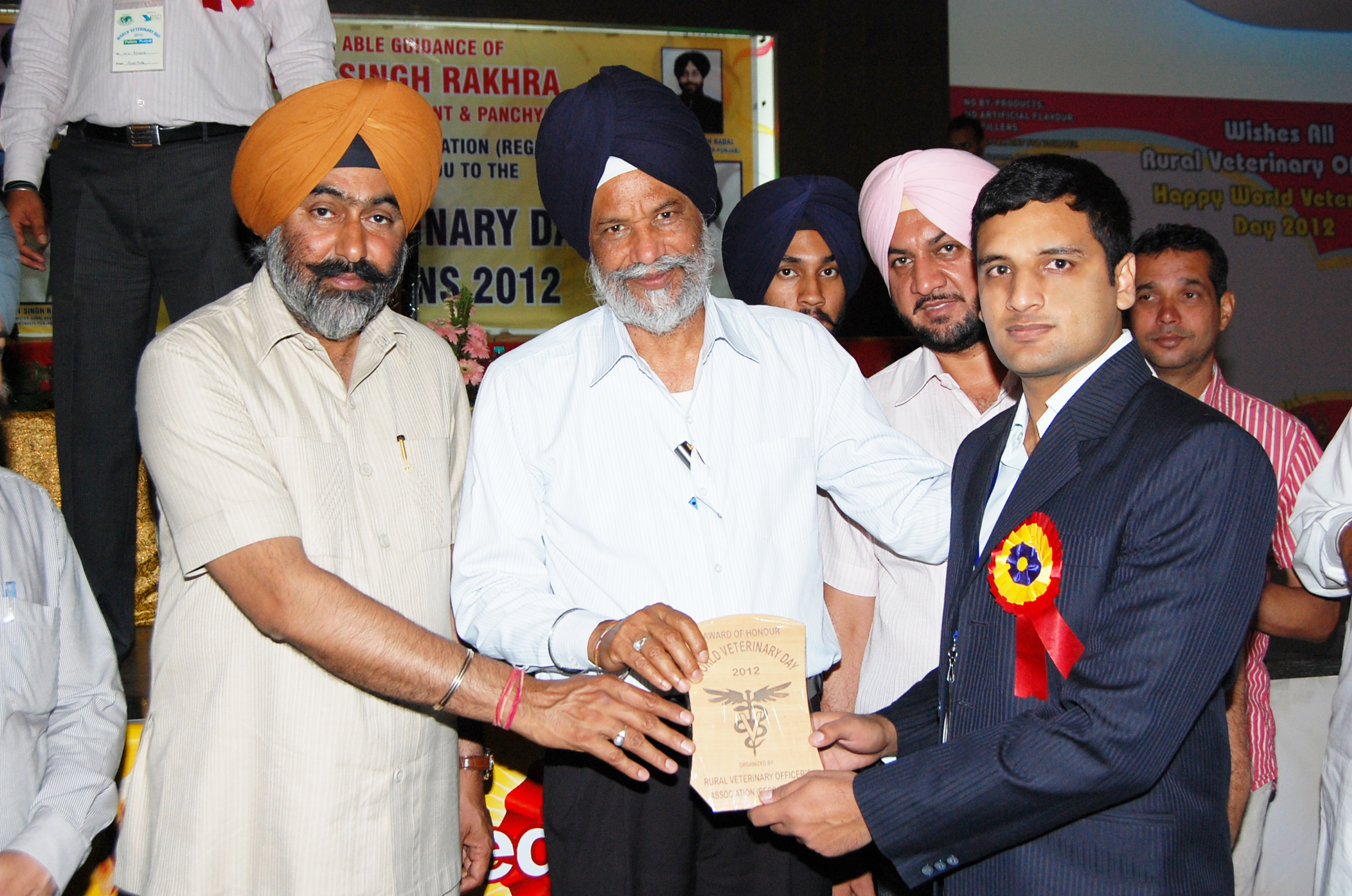 Dr Vipin receiving award of honor from cabinet minister S. Surjit singh Rakhra Dr Vipin receiving award of honor from cabinet minister S. Surjit singh Rakhra